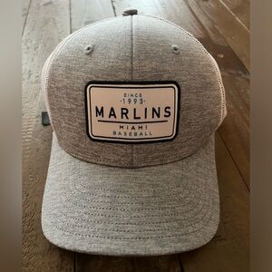 Miami Marlins ‘47 Snap Back hat OSFA (NWOT)